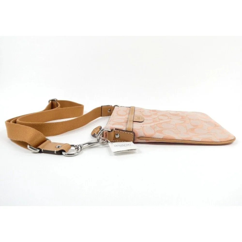 Coach Penelope Signature Tangerine Swingpack NWT‎ F43631